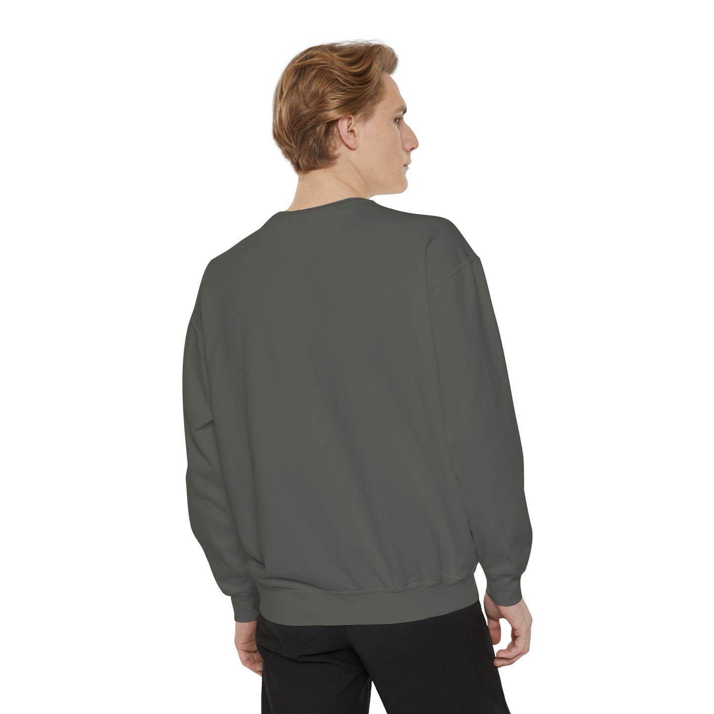 Unisex Garment-Dyed Crewneck Sweatshirt – Cozy, Relaxed Fit
