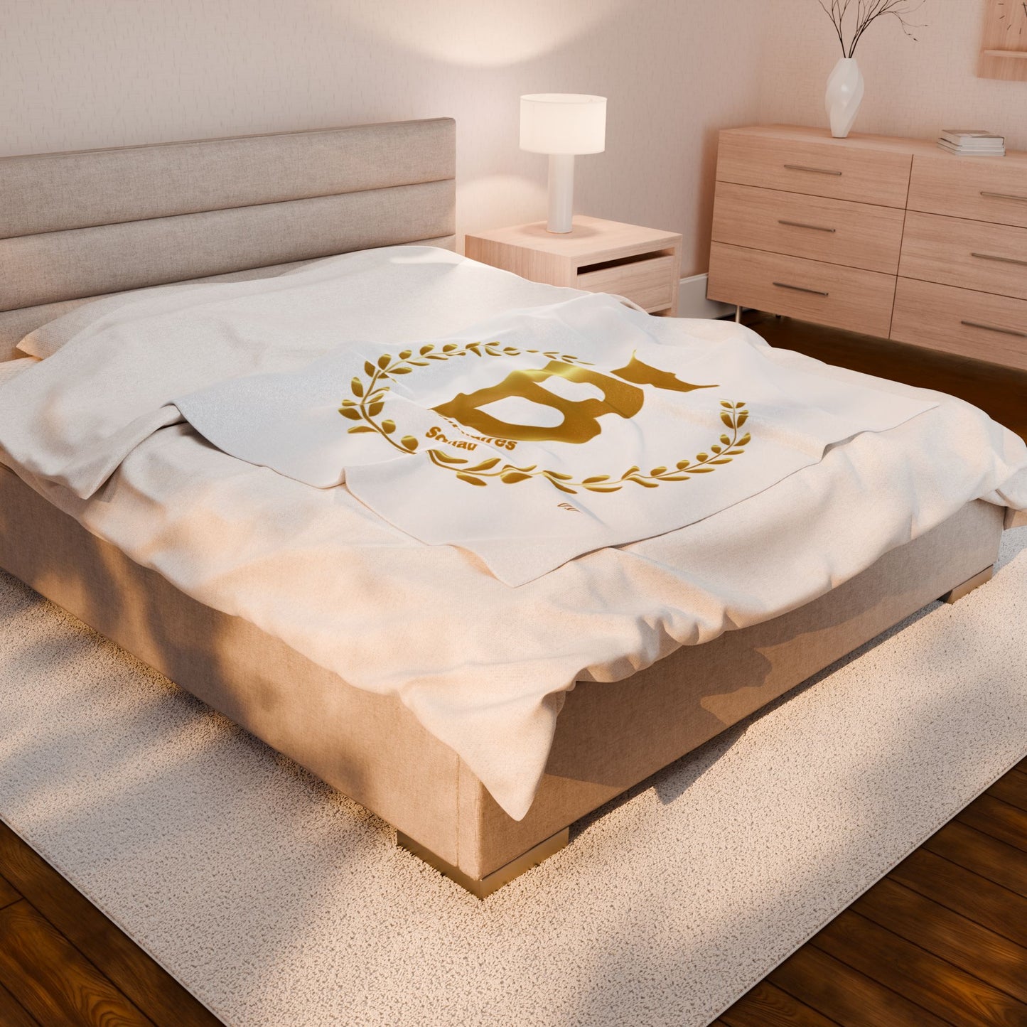 Plush Velveteen Blanket – Soft, Stylish, and Made for Comfort
